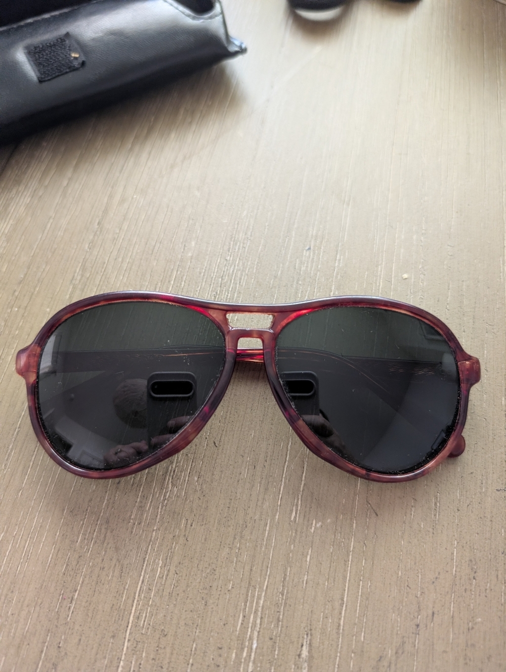 Vintage REI Aviator Unisex Polarized Sunglasses With Glass Lens And Case